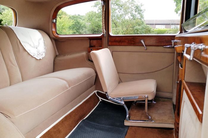 1939 Rolls Royce Wraith B Interior