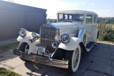 1930 Pierce Arrow Limousine Action Car